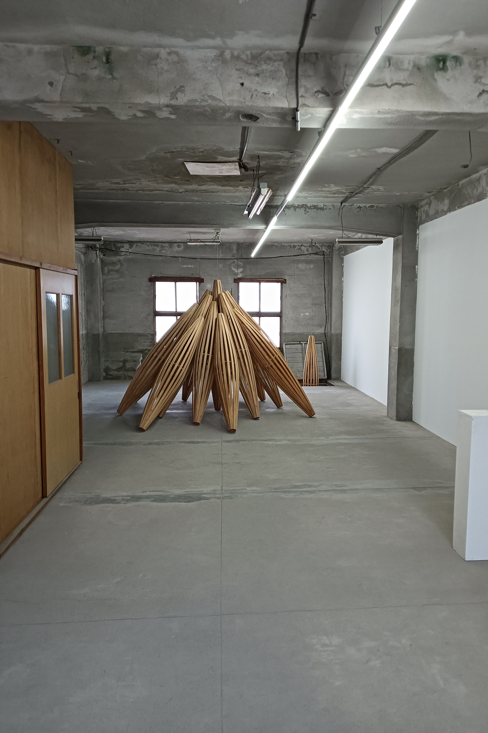 デザイン会社がプロデュース!倉庫改装ギャラリー「SoCo」とカフェ・デザインストア「CCCSCD」(岡山市)